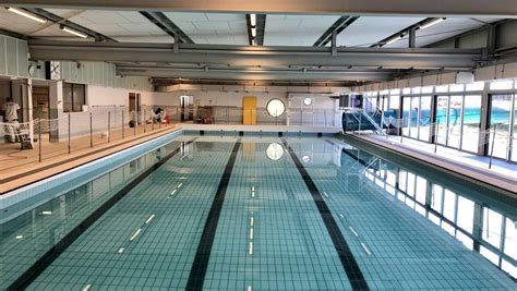 piscine naturiste angers|Piscine de la Roseraie (49 Angers) 